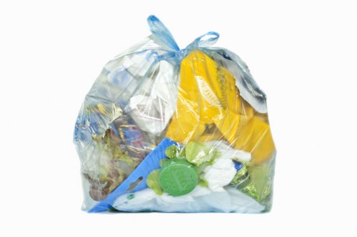 Investigation of commercial refuse collection operations with route data